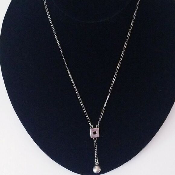 5/$25 Retro Silver funky Express Necklace - Picture 1 of 4